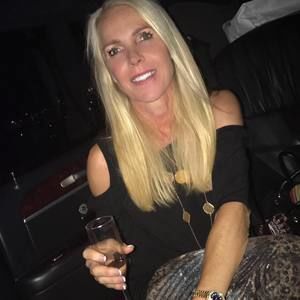 Meet your Posher, Michaela